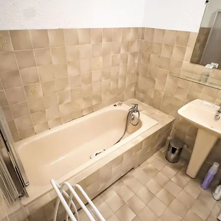 Appartement Les Jardins Du Soleil By Interhome Le Brusc
