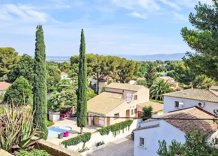 Les Jardins Du Soleil By Interhome Le Brusc